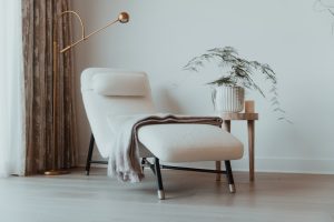 Adorable Round Planet Floor Lamp for Kids’ Rooms