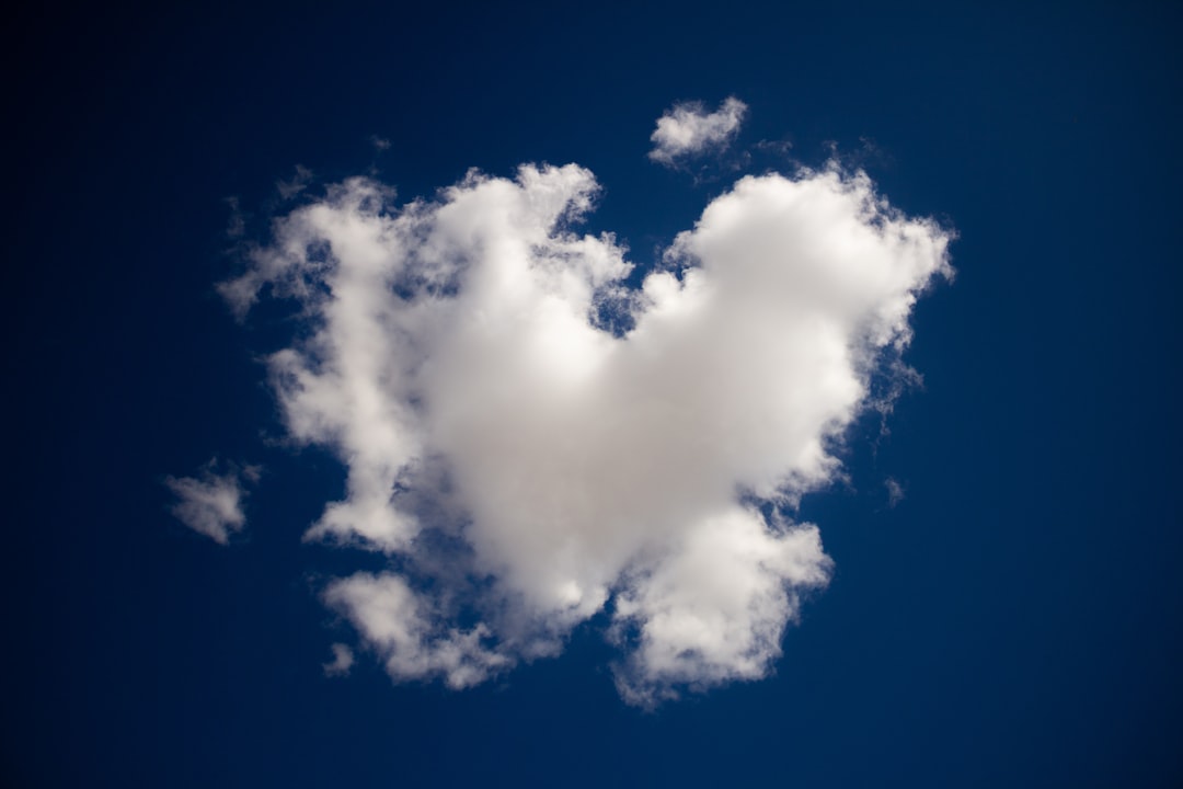 Photo Cloud-shaped lamp